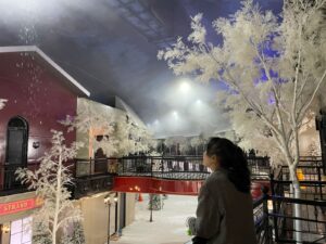 wahana salju snowville sentul bogor 